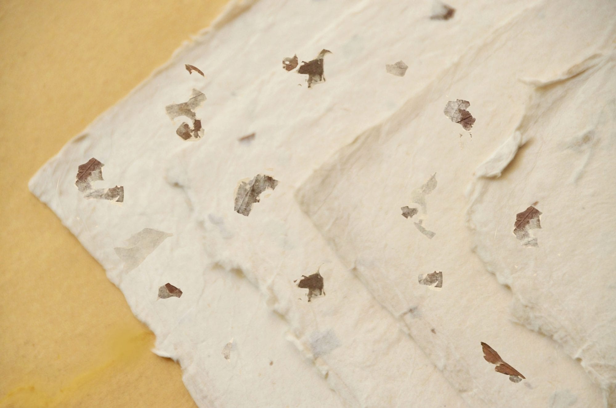 natural-cacao-handmade-paper-sheets